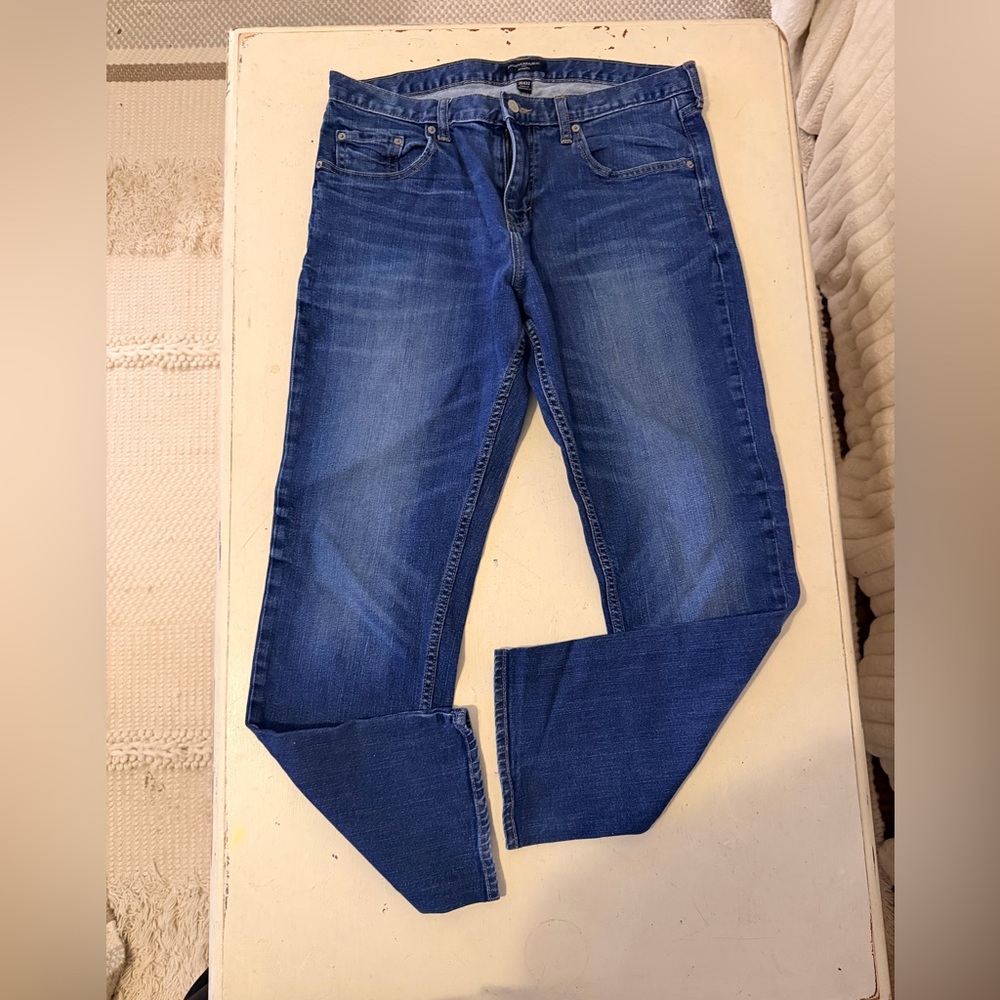 Banana Republic Men's Straight Jeans in Blue